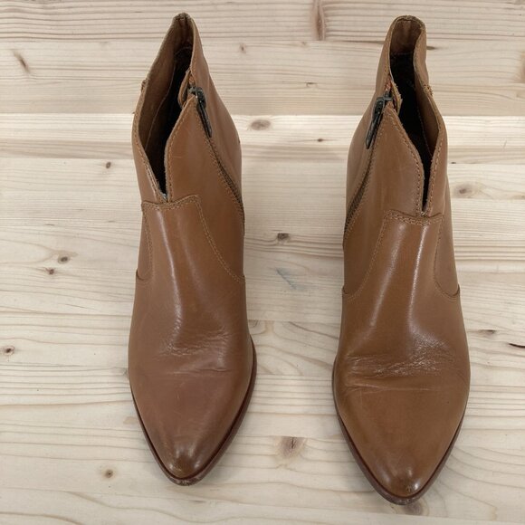 Frye Jennifer Ankle Booties Women Sz 7 Brown Leather Pointed Toe Western Boho - Picture 7 of 13